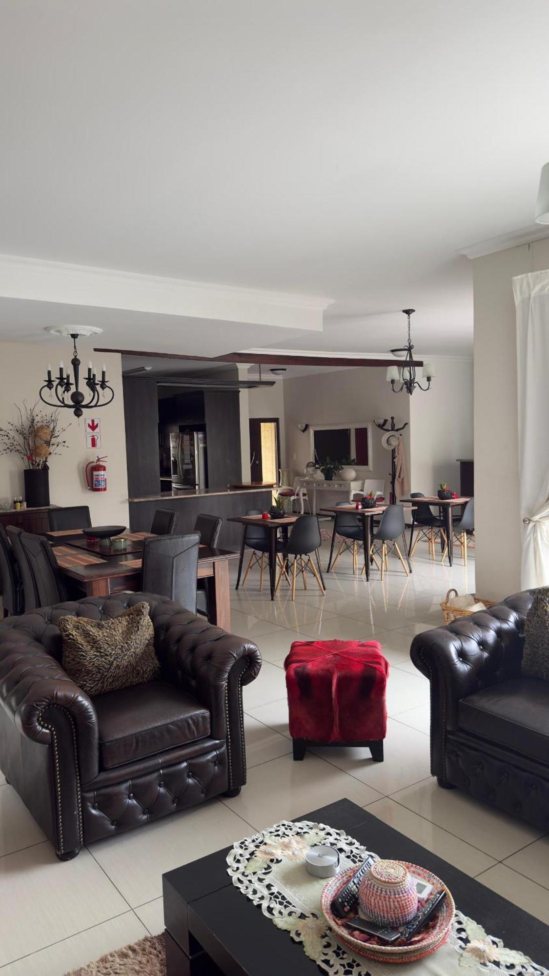 Cora'S Boutique Bed & Breakfast Суакопмунд Екстериор снимка